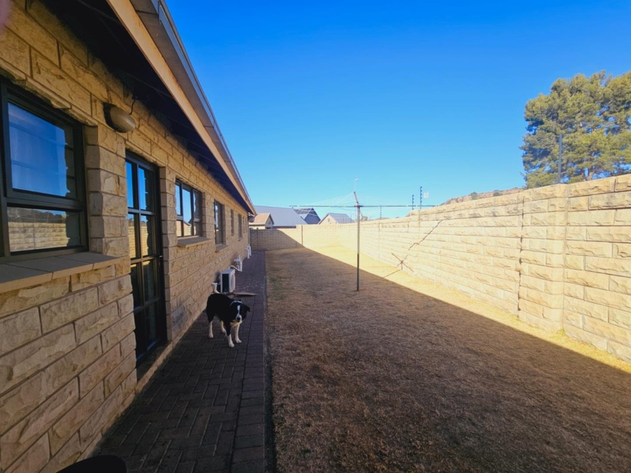 4 Bedroom Property for Sale in Ladybrand Free State